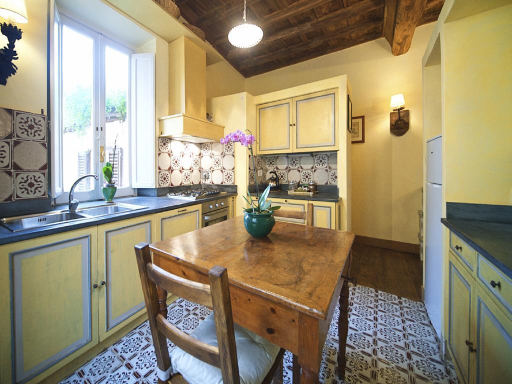 Charming Trastevere Apartment Rome Exterior photo
